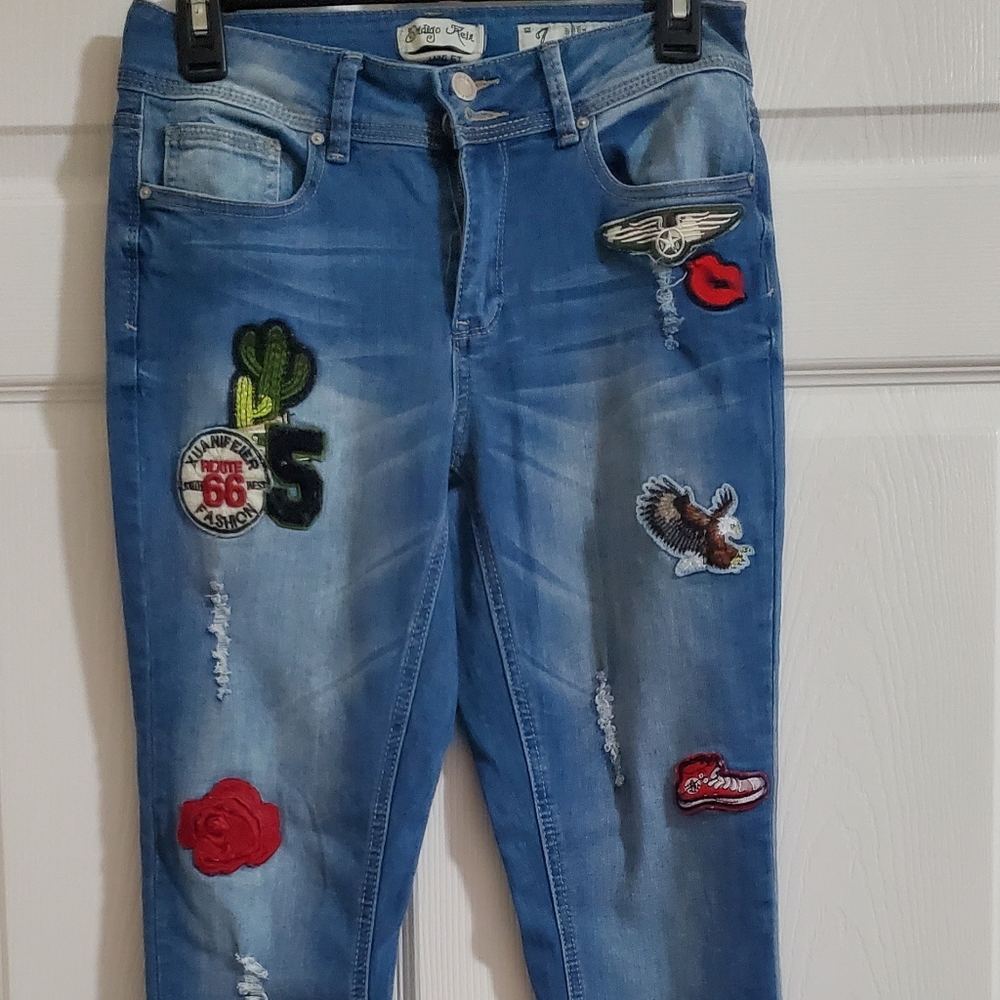 Indigo Rein ankle skinny Pants. Size 7